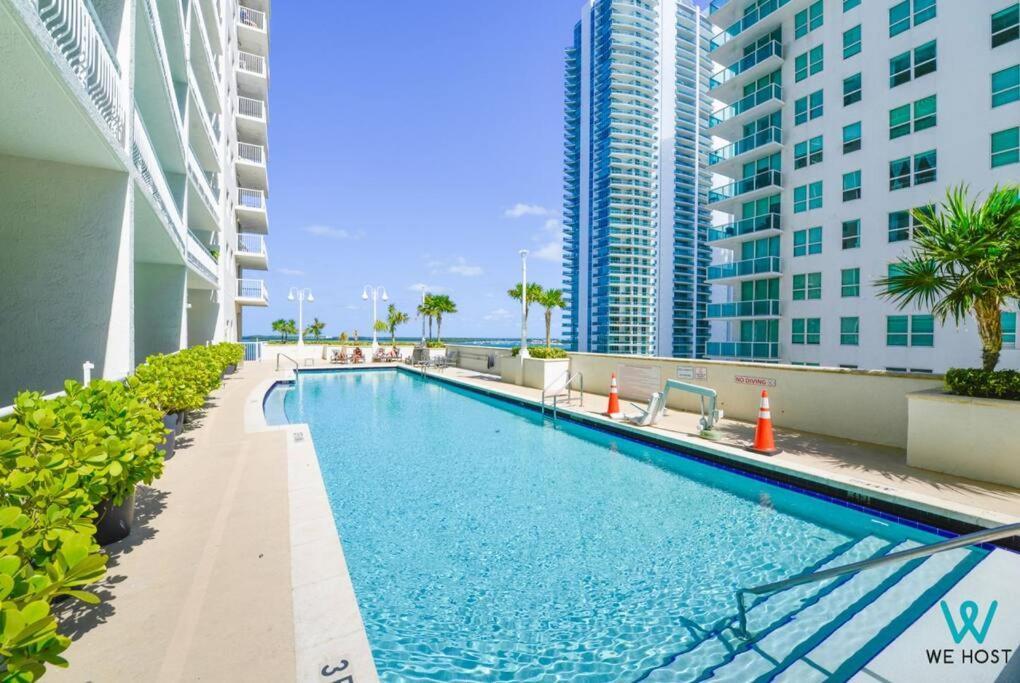 We Host - Amazing Condo Brickell With Ocean-Pool View 마이애미 외부 사진