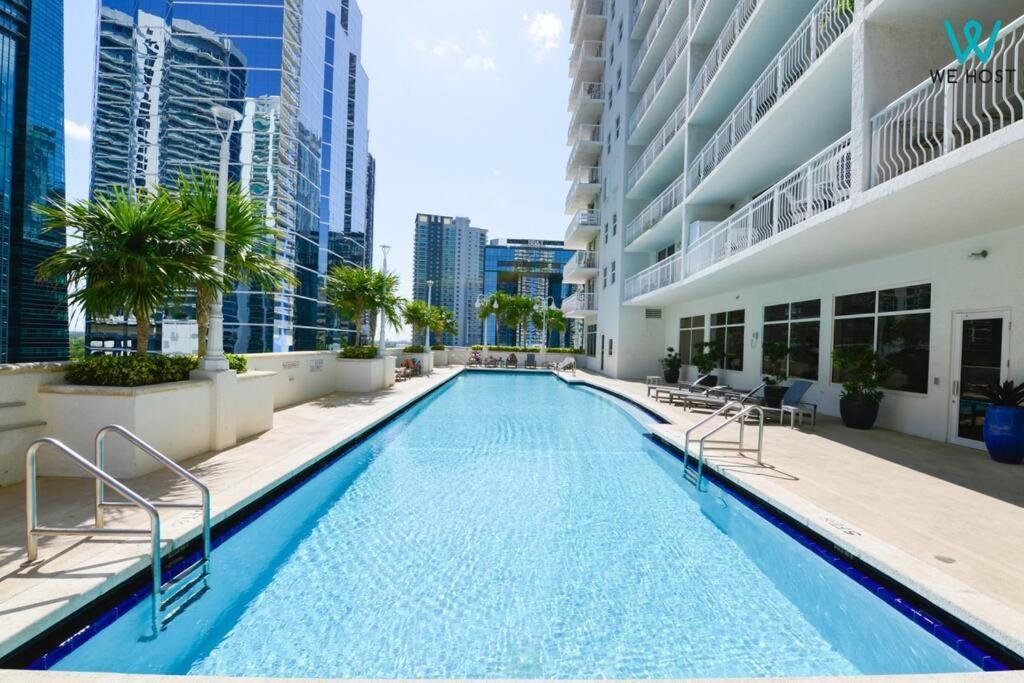 We Host - Amazing Condo Brickell With Ocean-Pool View 마이애미 외부 사진